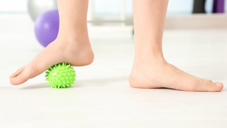 حرکات اصلاحی کف پای صاف